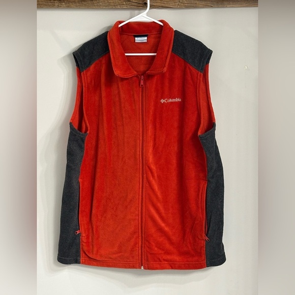 Columbia Other - Columbia Vibrant Red and Charcoal Vest